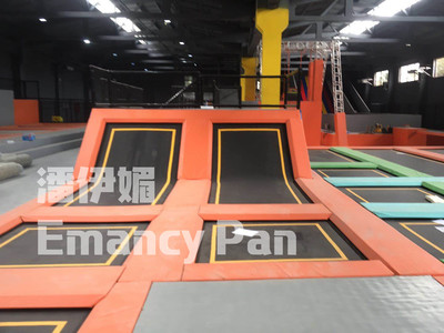 河南焦作菲爾蹦床運動工廠開業啦!暢玩4000㎡全天30+項目,你還不來嗎?